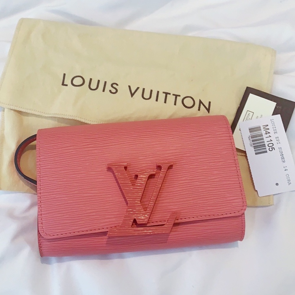 Louis Vuitton coral summer bag pastel color clutch louise epi